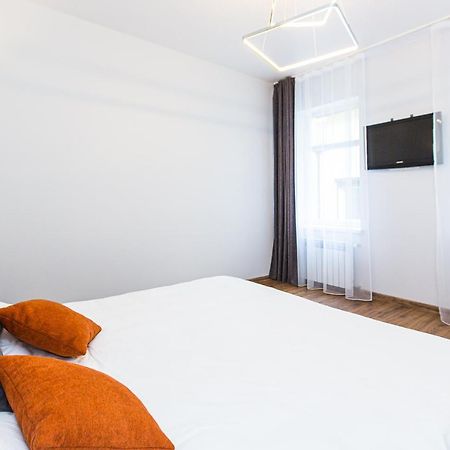3 Vodna Apartment Lviv Luaran gambar