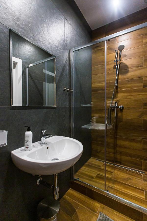 3 Vodna Apartment Lviv Luaran gambar